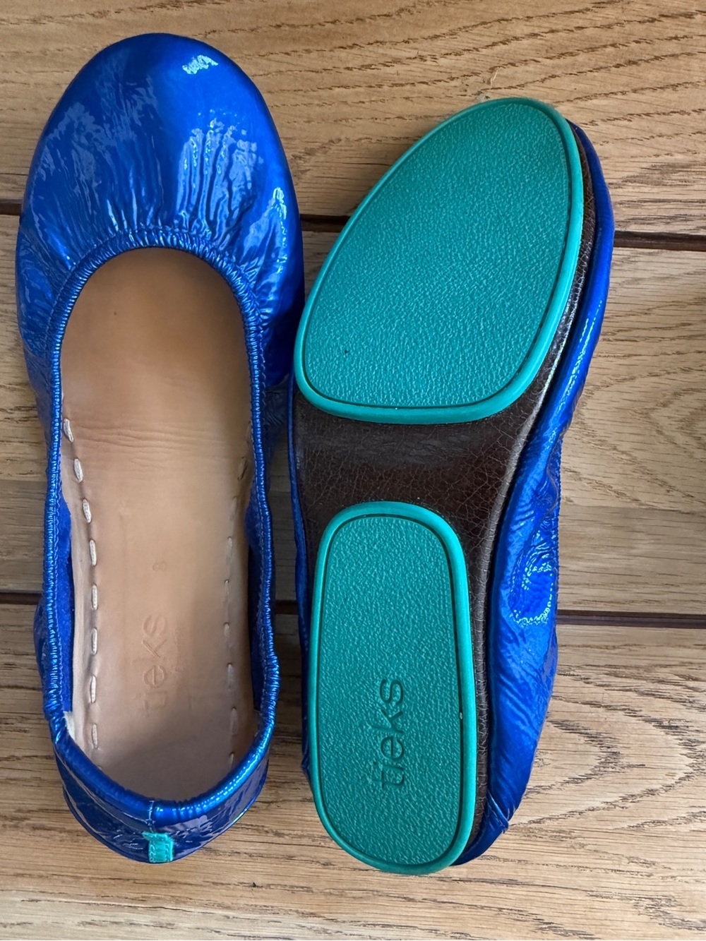 SAPPHIRE PATENT Blue Women's Ballet Flats - Picture 2 of 4